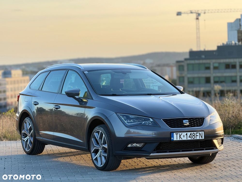 Seat Leon ST 2.0 TDI Start&Stop 4Drive DSG X-Perience - 39