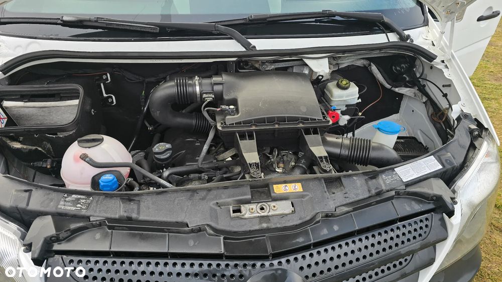 Mercedes-Benz Sprinter - 16