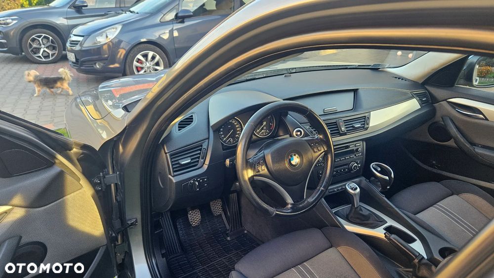 BMW X1 xDrive18d - 8