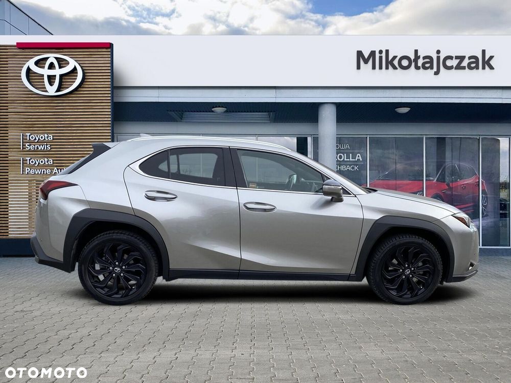 Lexus UX 250h GPF Business 2WD - 11