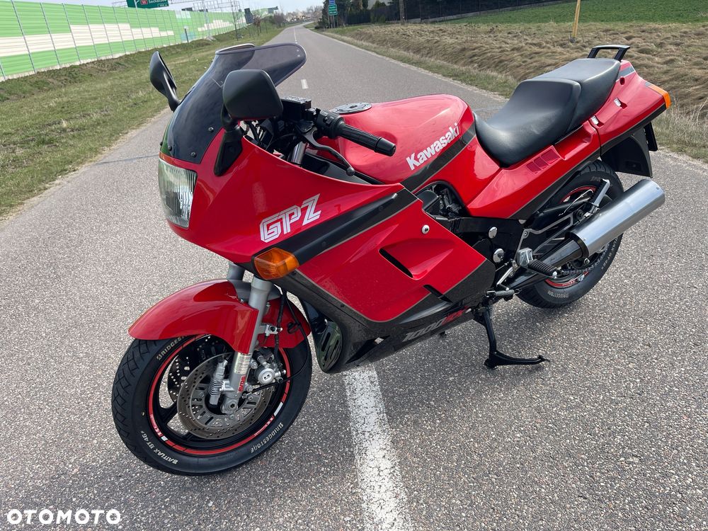 Kawasaki GPZ - 3