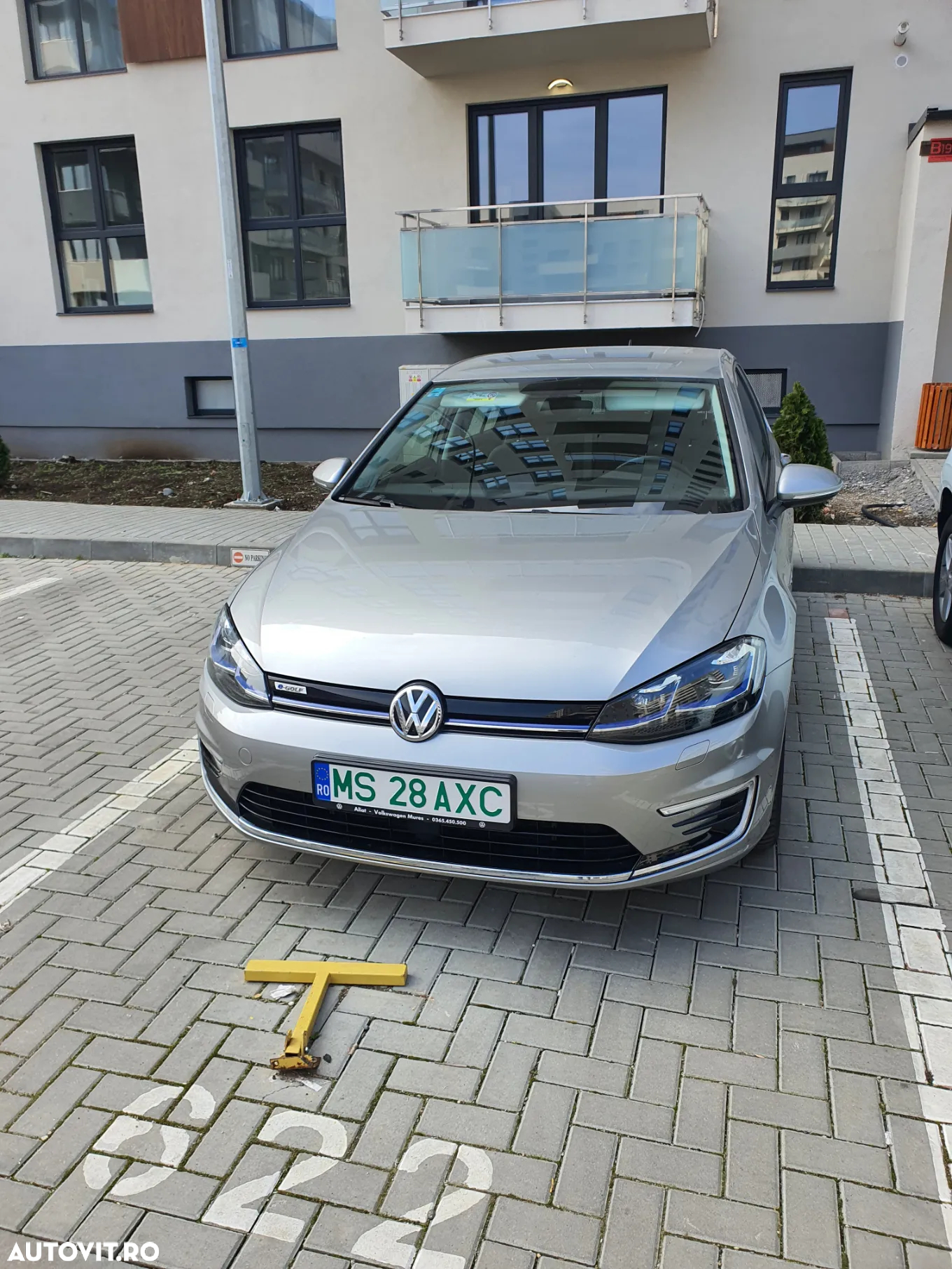Volkswagen e-Golf - 2