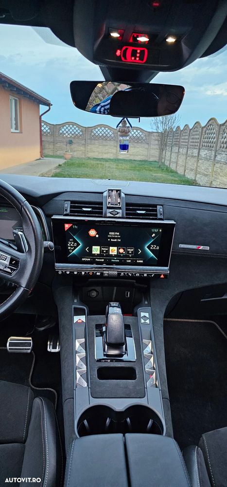 DS Automobiles DS 7 Crossback 1.6 PHeV FWD 225 EAT8 PERFORMANCE LINE + - 18