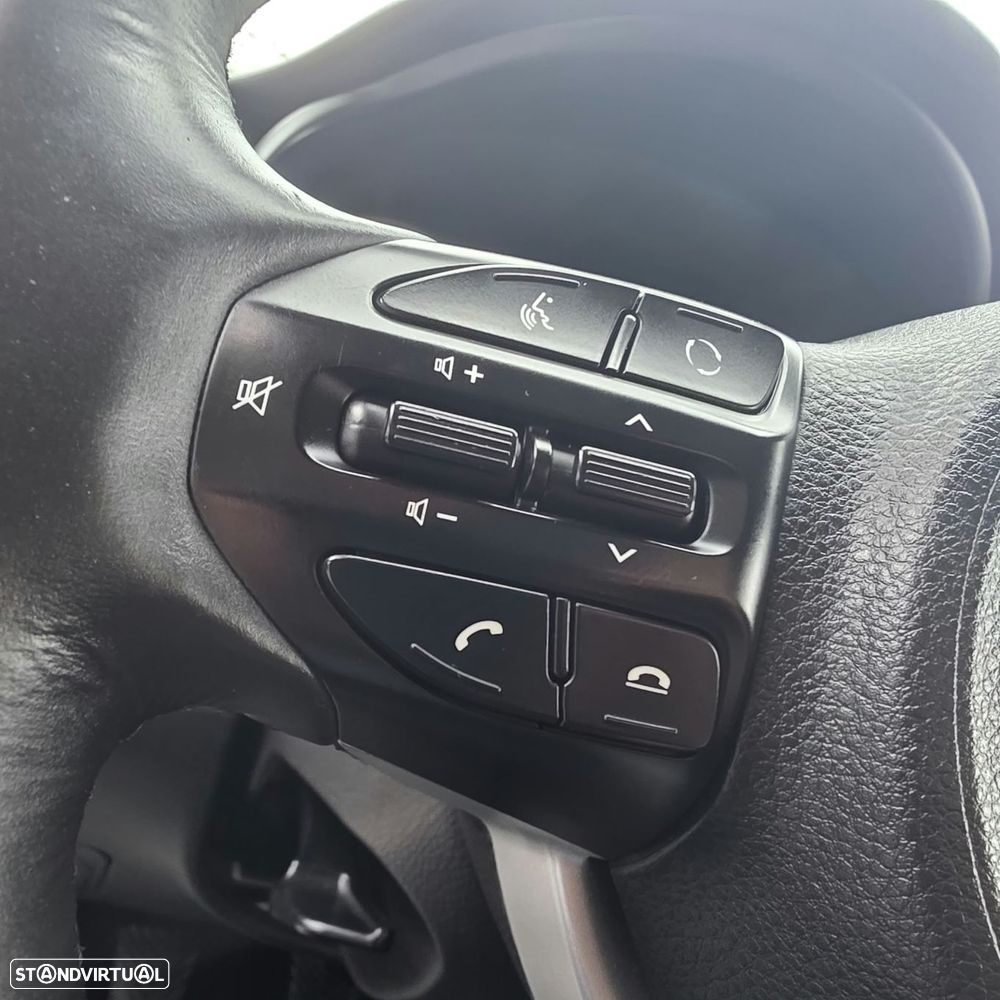 Kia Stonic - 21