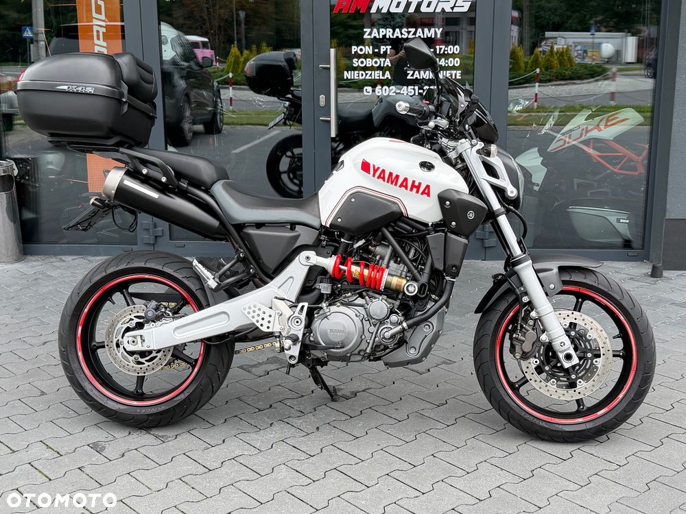 Yamaha MT - 3