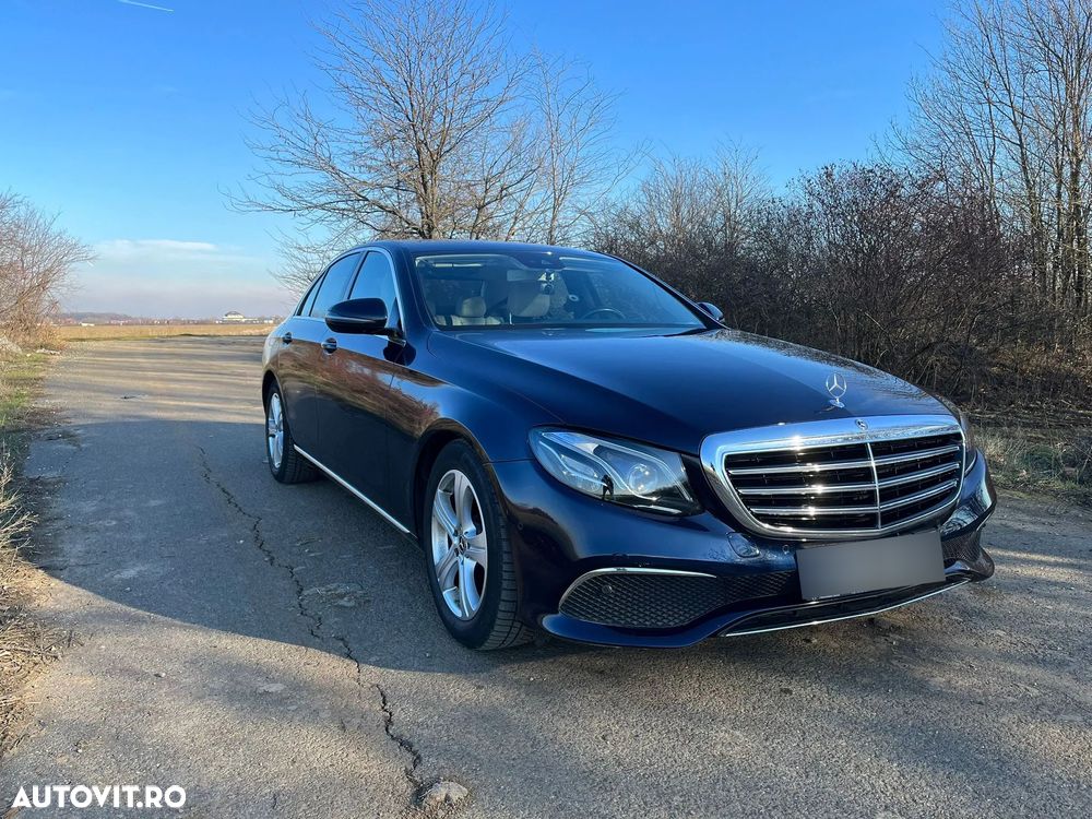 Mercedes-Benz E 220 d 4Matic 9G-TRONIC Exclusive - 5