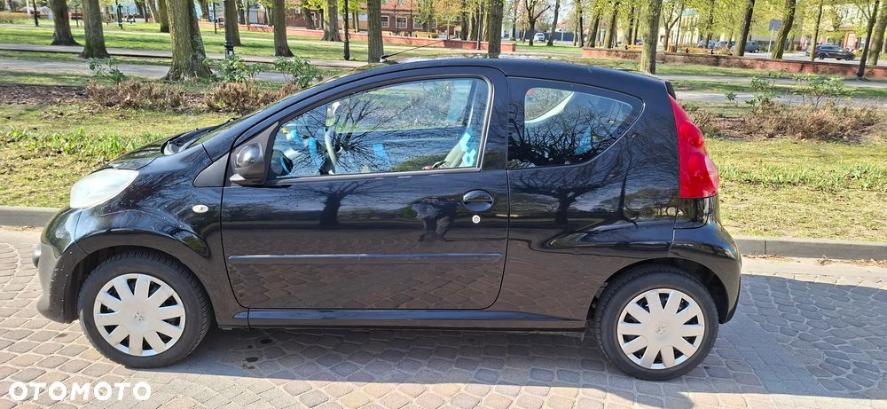 Peugeot 107 1.0 Trendy - 11