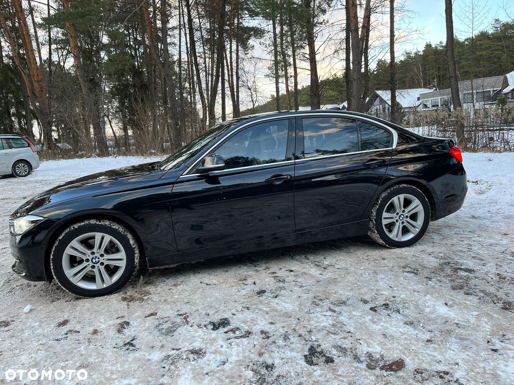 BMW Seria 3 330i Sport Line - 7