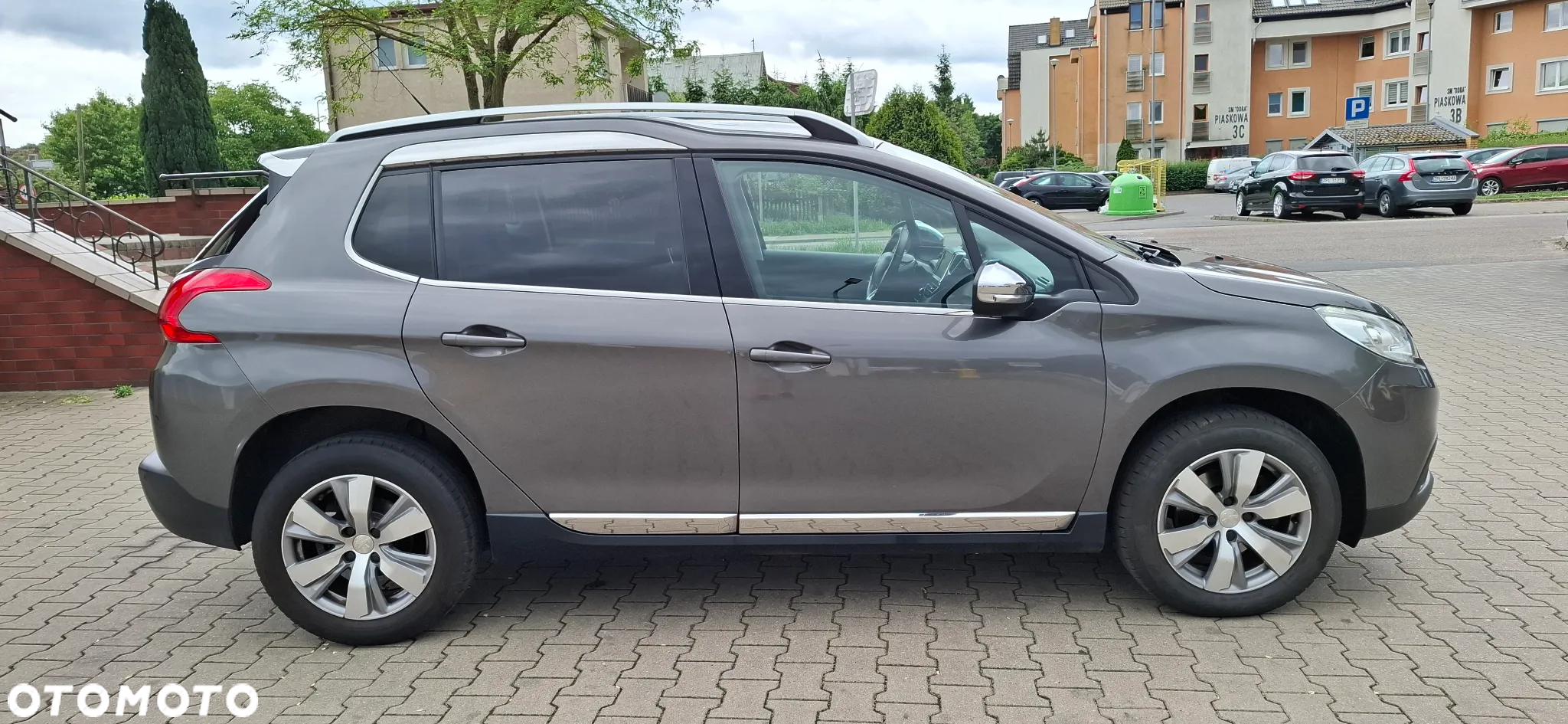 Peugeot 2008 PureTech 110 Stop&Start Business-Line - 4