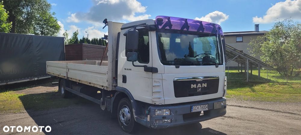 MAN 12240 - 3