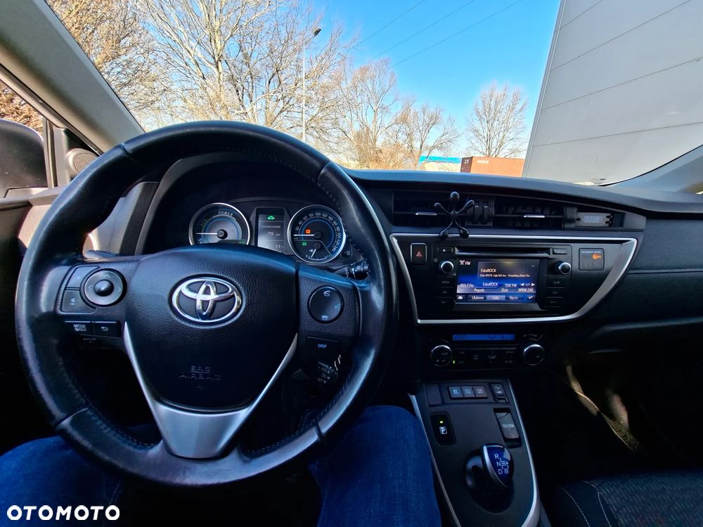 Toyota Auris Hybrid 135 Active - 17