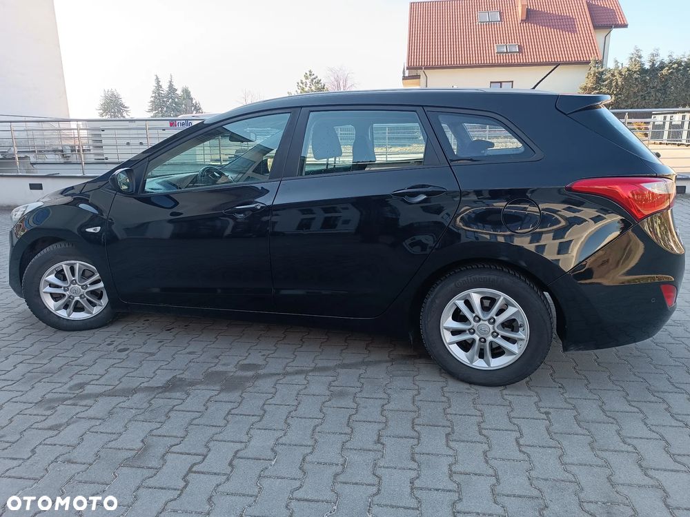 Hyundai i30 i30cw 1.4 Fifa World Cup Edition - 6