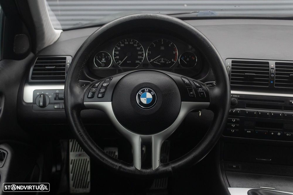 BMW 320 d Touring - 12