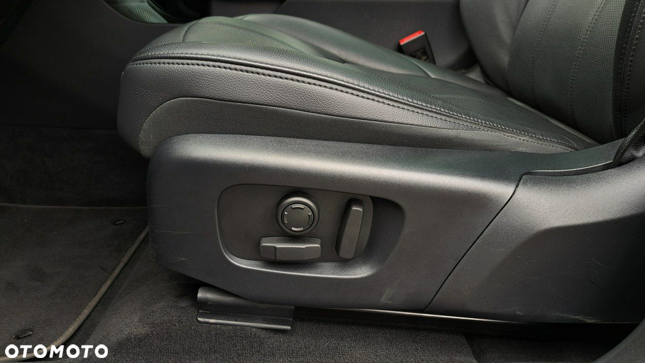 Land Rover Range Rover Evoque - 18