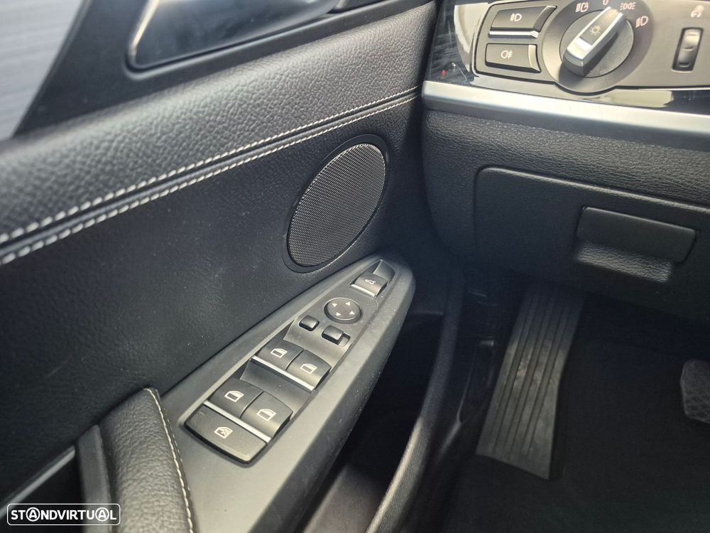 BMW X3 20 d xDrive xLine Auto — fotografia 10