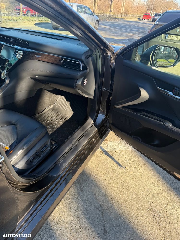 Toyota Camry 2.5 Business - 6