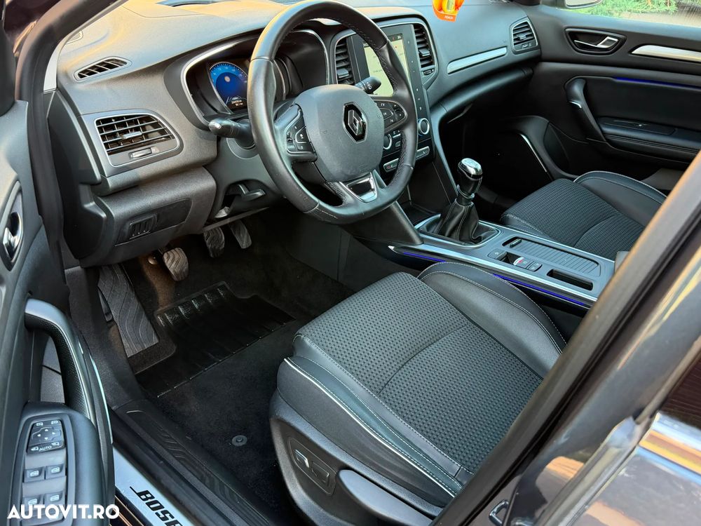 Renault Megane ENERGY dCi 130 BOSE EDITION - 8
