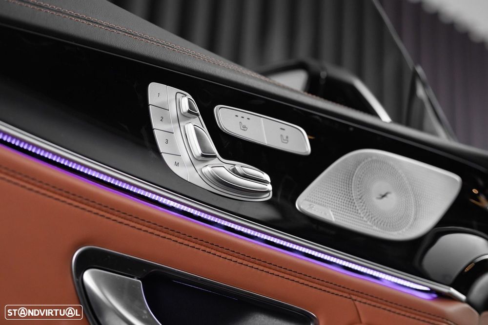 Mercedes-Benz AMG GT 43 4Matic+ - 38