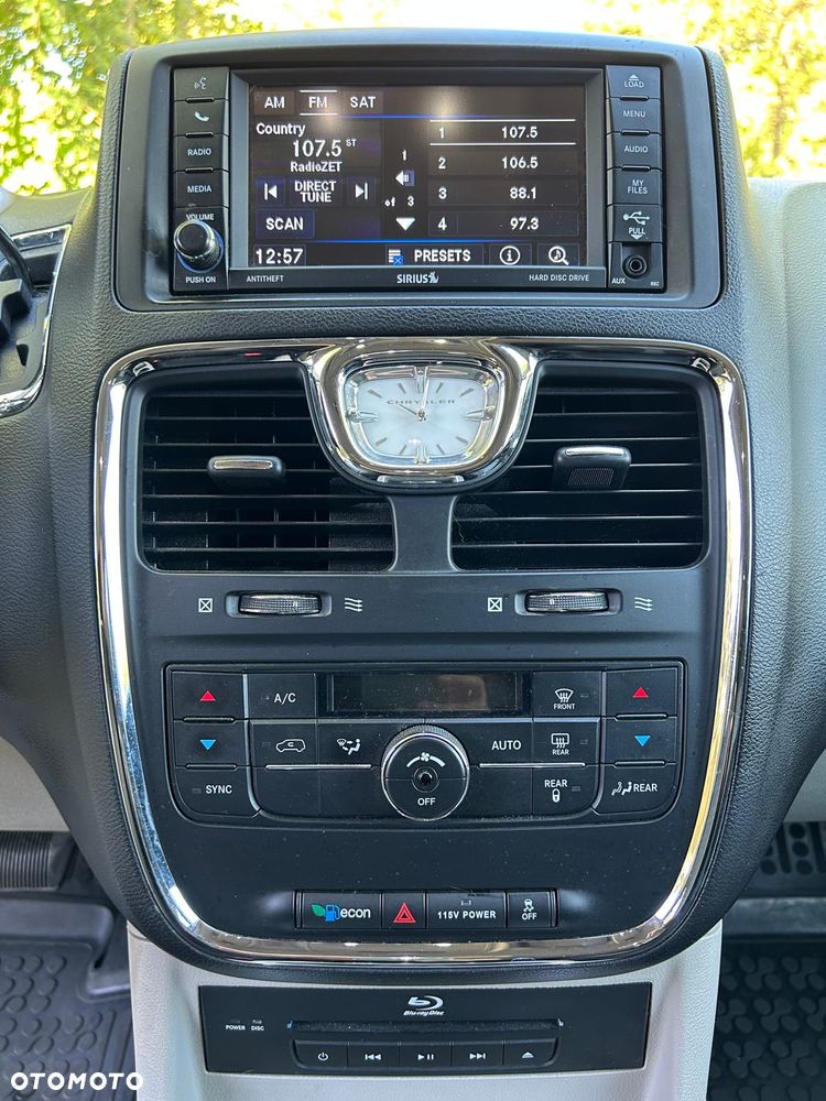 Chrysler Town & Country 3.6 Touring - 6