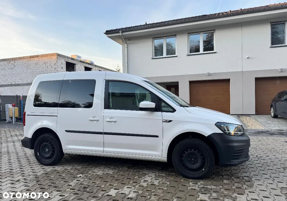 Volkswagen Caddy 2.0 TDI Comfortline - 13
