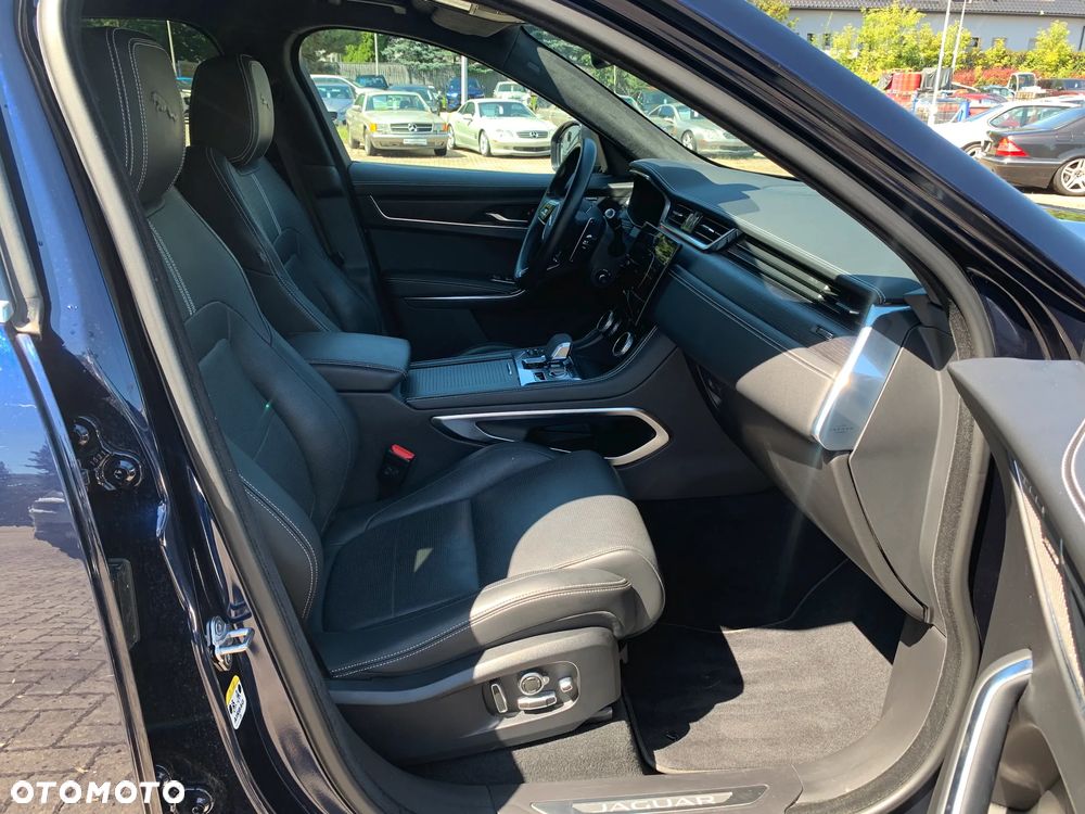 Jaguar F-Pace 2.0 P250 mHEV AWD R-Dynamic HSE - 14
