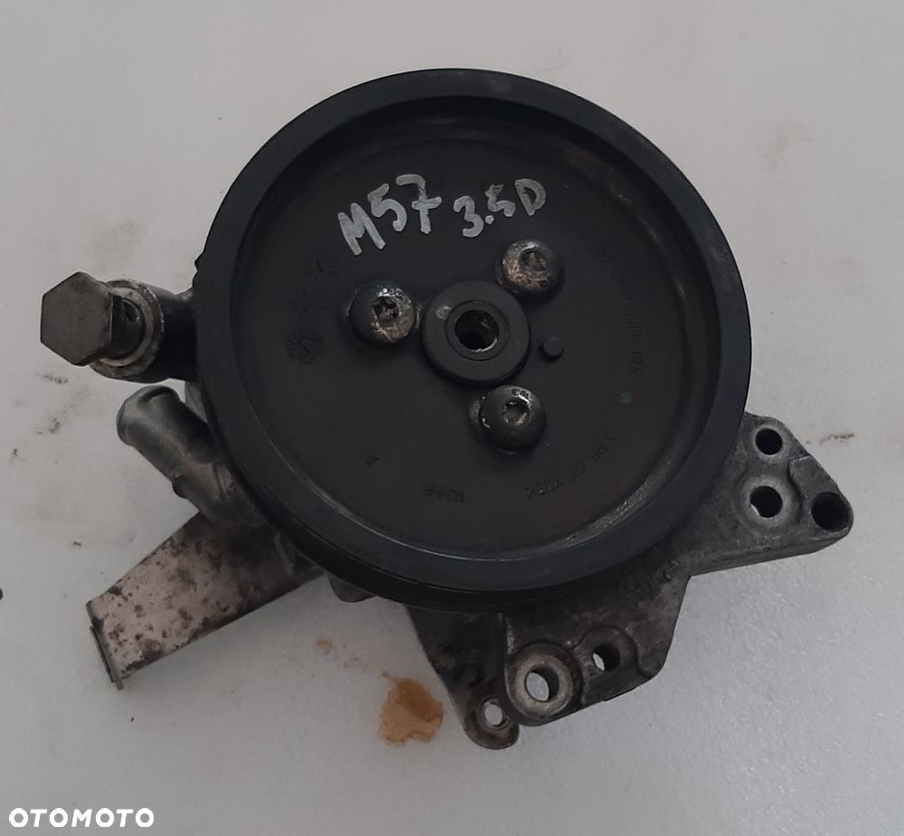 Pompa wspomagania BMW M57 E60 E61 3.5l biturbo - 1