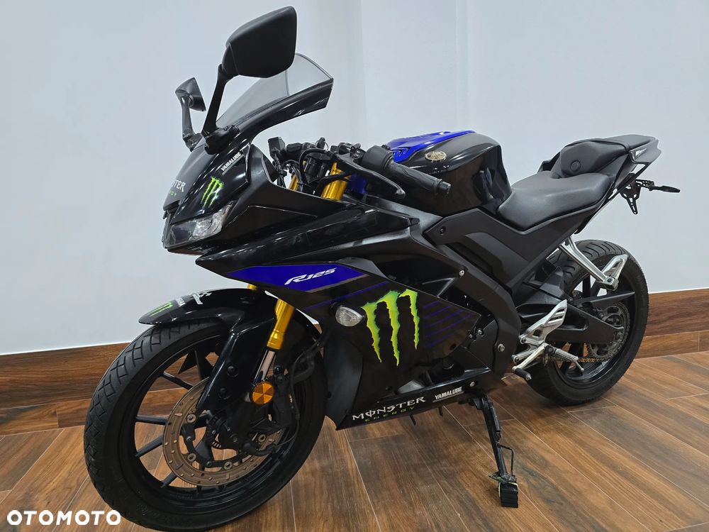 Yamaha YZF - 5
