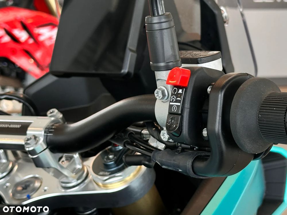 KOVE 800X Rally - 14