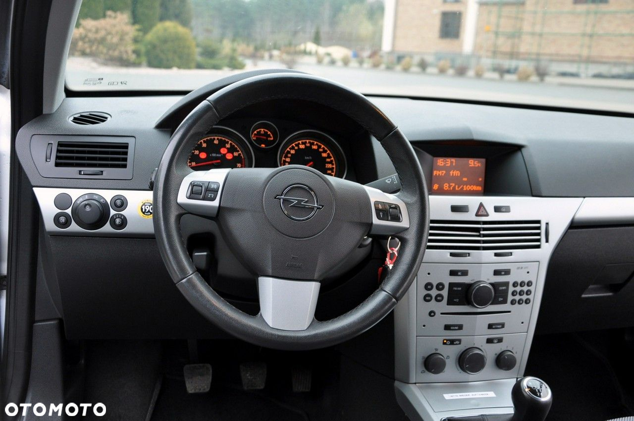 Opel Astra - 29