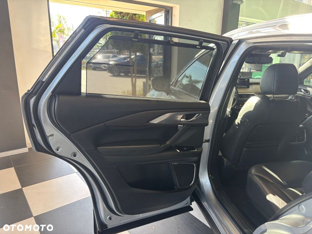 Mazda CX-9 - 23