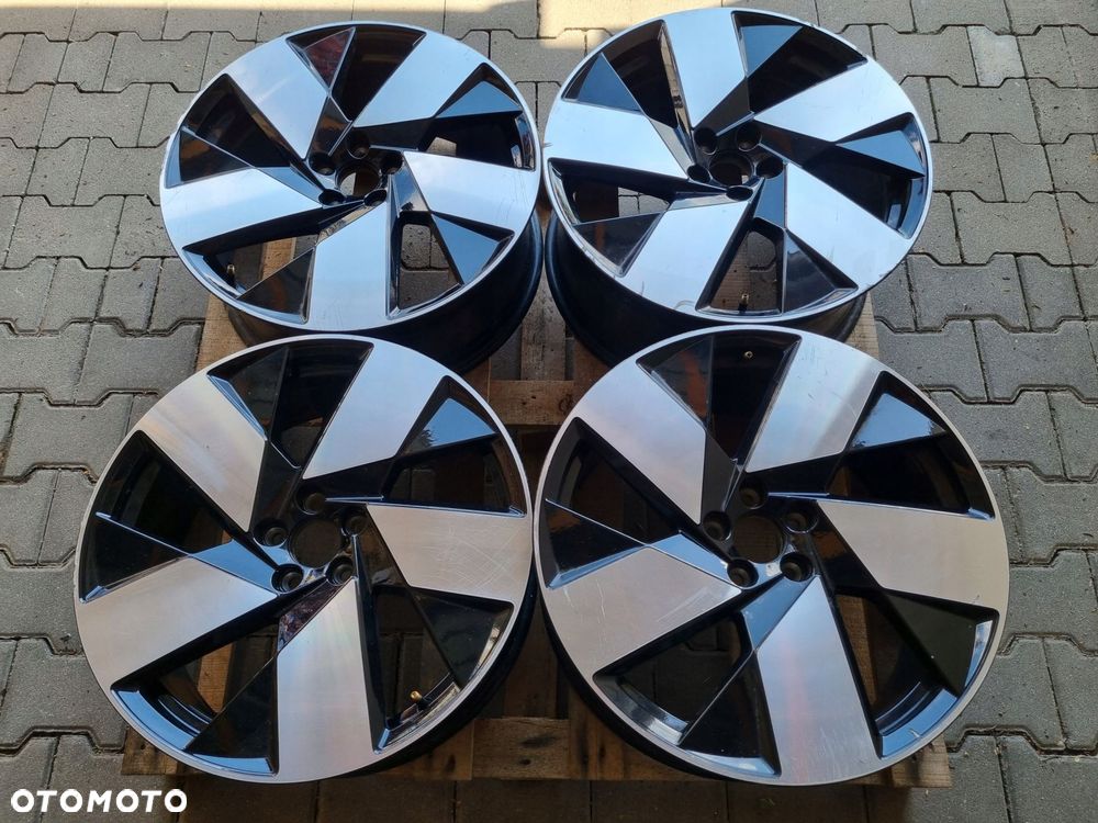 felgi volvo xc40 20 8j 9j et50,5 et58,5 - 1