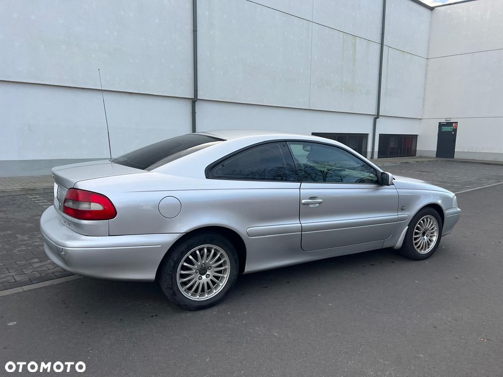 Volvo C70 2.0T - 9