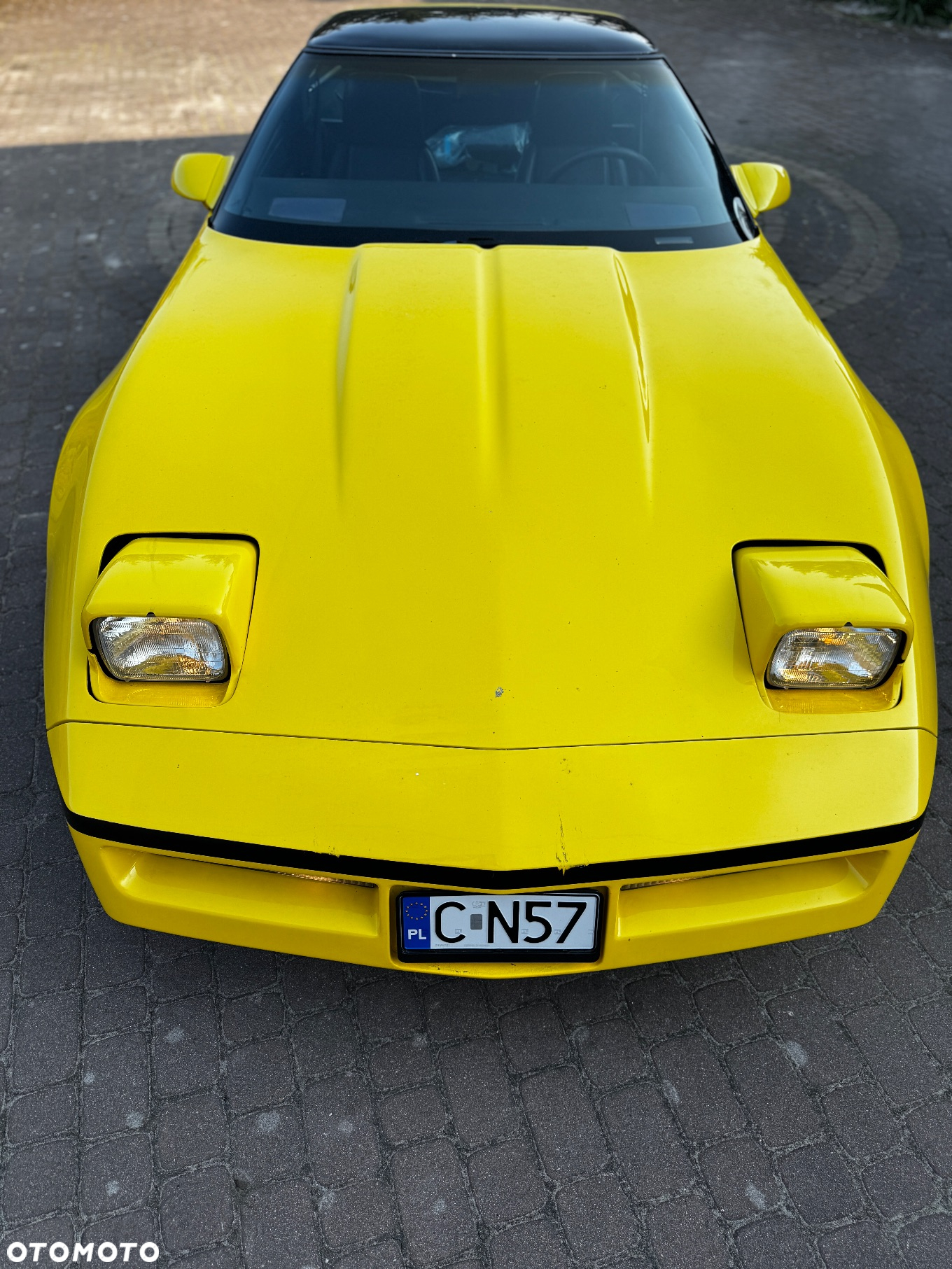 Chevrolet Corvette - 2