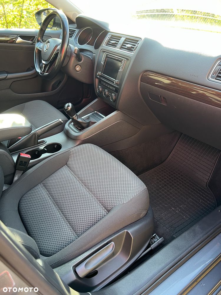 Volkswagen Jetta 1.4 TSI BMT Comfortline - 13