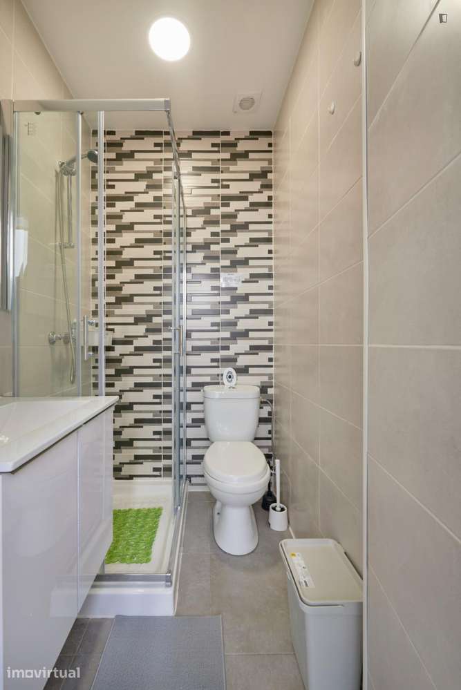 Quarto - localizado em Arroios Lisbon - Grande imagem: 2/35