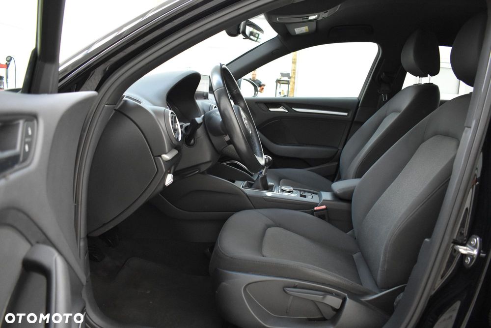 Audi A3 Sportback 1.5 TFSI cylinder on demand sport - 21
