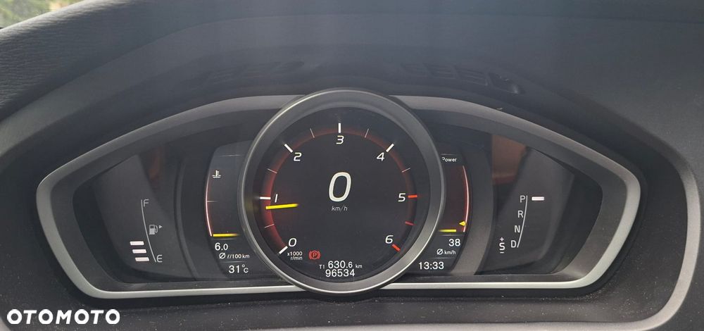 Volvo V40 D2 Drive-E Momentum - 4