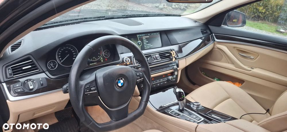 BMW Seria 5 535d xDrive - 8