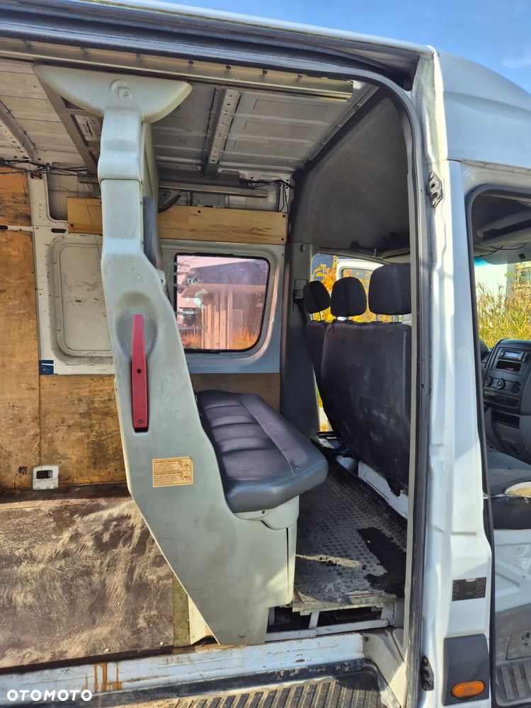 Mercedes-Benz Sprinter - 18