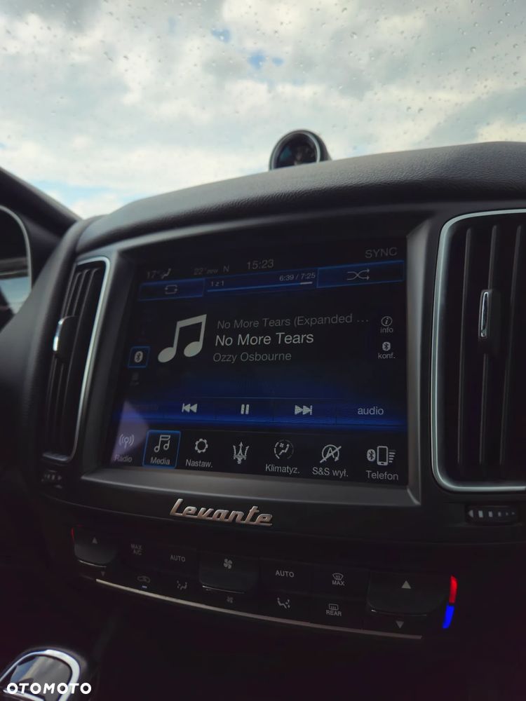 Maserati Levante - 23