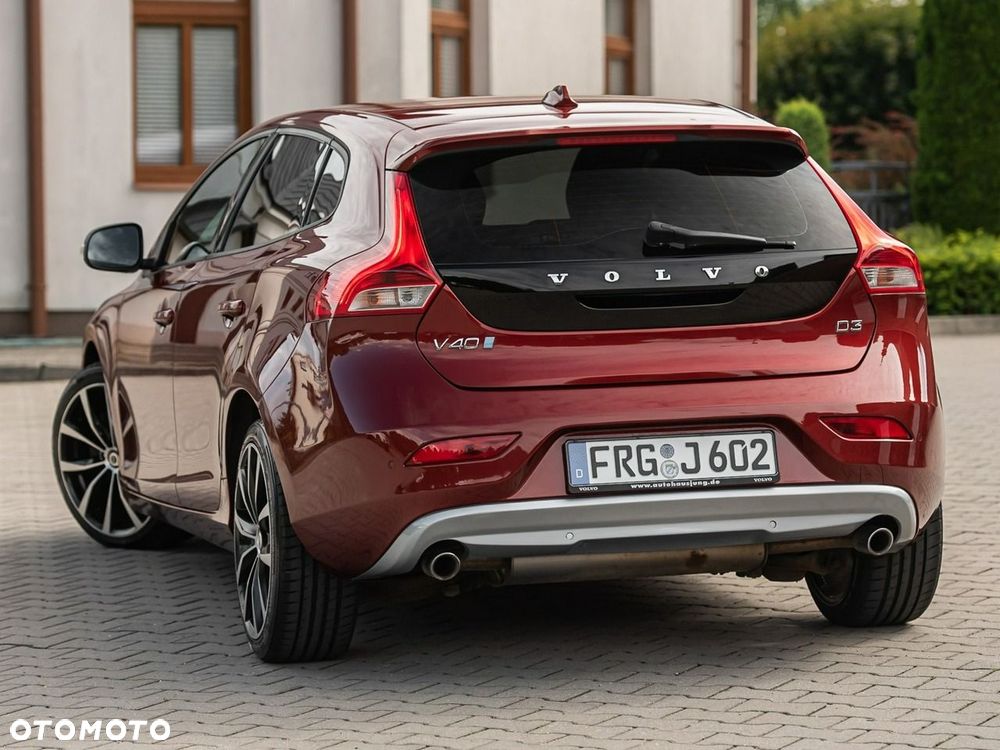 Volvo V40 D4 Kinetic - 2