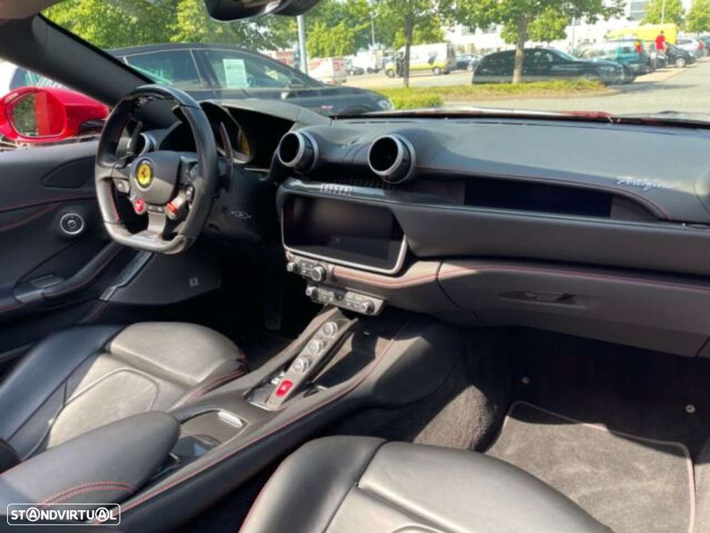 Ferrari Portofino - 29