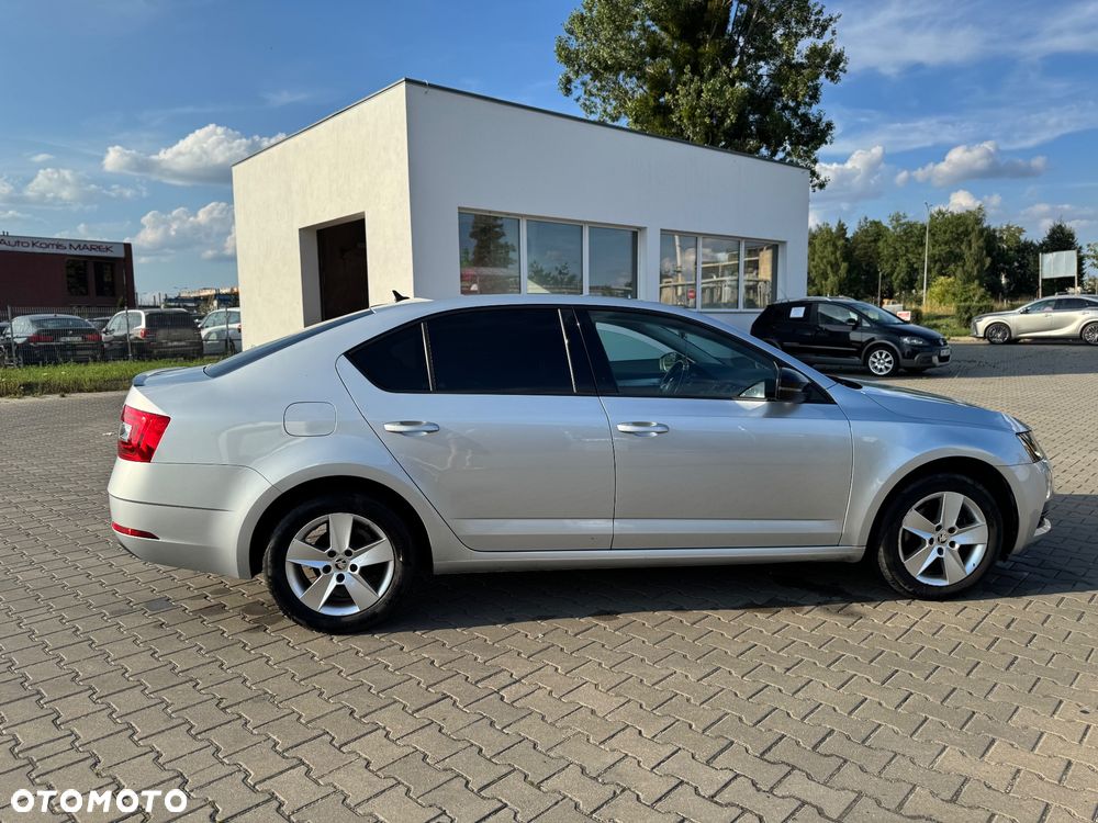 Skoda Octavia - 6