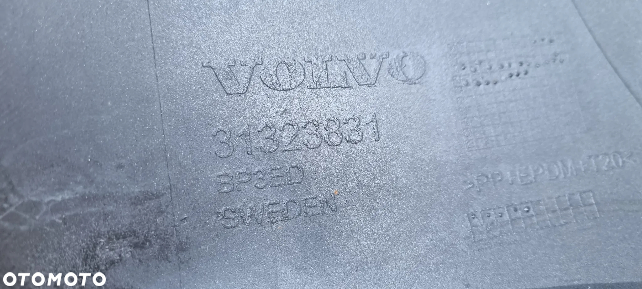 Volvo S60 Lift 2013- zderzak przód oryginał MB381 - 17