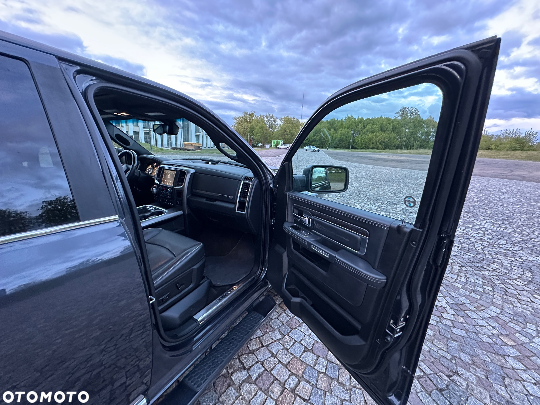 RAM 1500 - 36