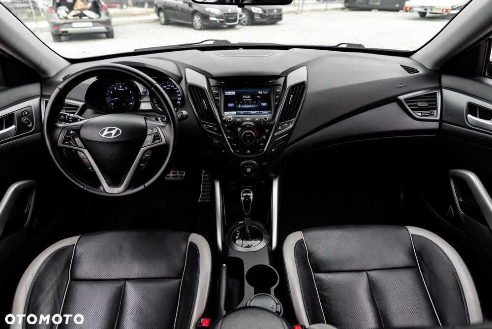 Hyundai Veloster 1.6 T-GDI Executive - 30