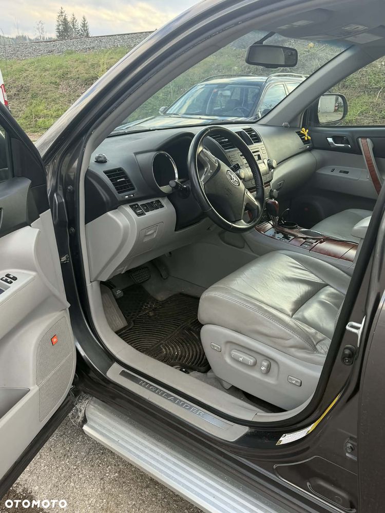 Toyota Highlander 3.5 V6 4WD - 17