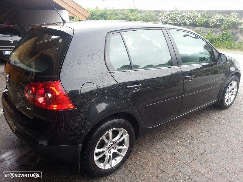 VW Golf 1.6 TDi Confortline - 2