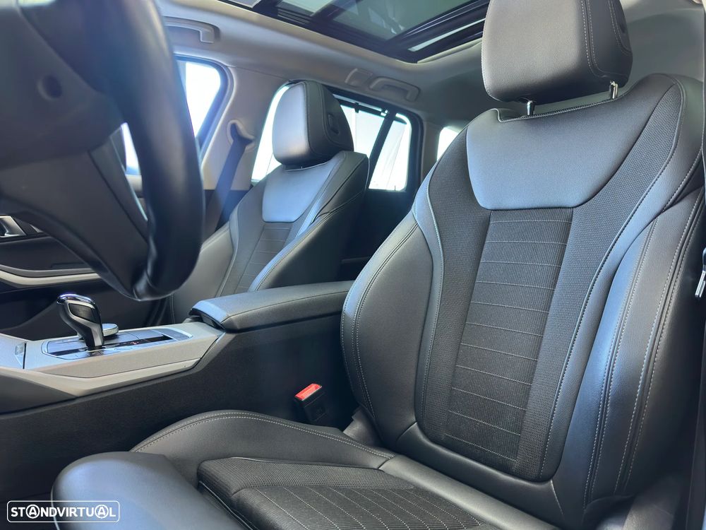 BMW 330 e Corporate Edition Auto - 26