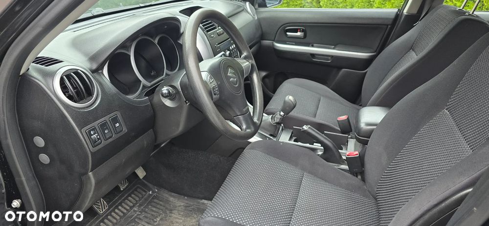 Suzuki Grand Vitara - 9